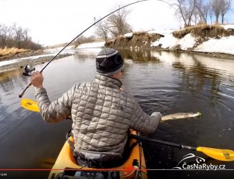 Video: Jedna štika za druhou na přívlač z rybářského kajaku