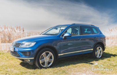 VW Touareg 4,2 TDi R-line: objemný dravec, se kterým je radost jezdit po silnici i v terénu