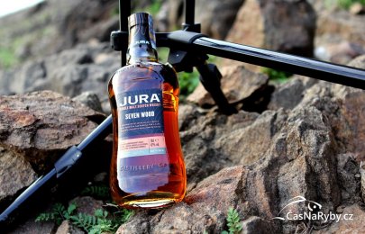 Skotská Jura Seven Wood: unikátní ostrovní whisky ze sedmi dubových sudů